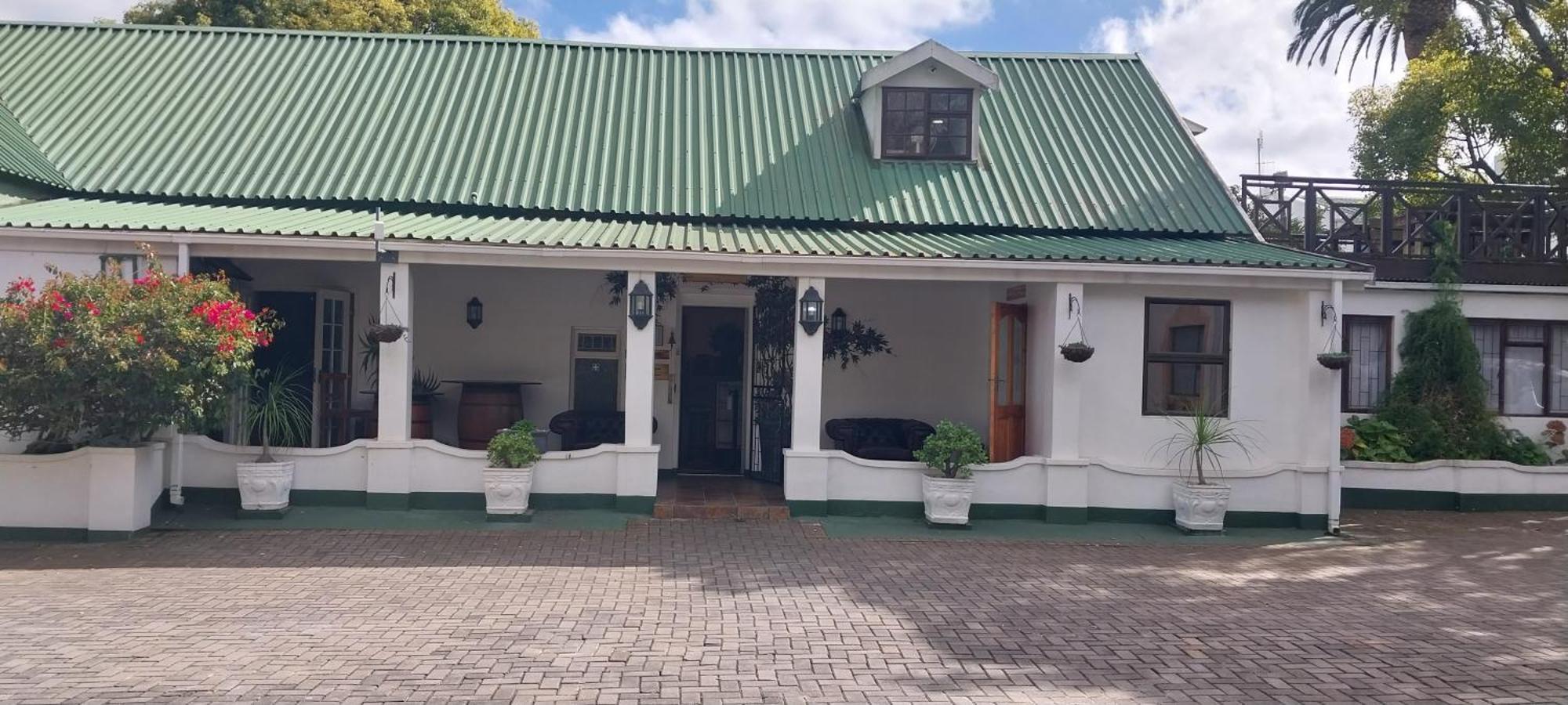 Alpine Inn Джордж Экстерьер фото